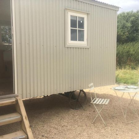 Romantic Secluded Shepherd Hut Hares Rest Southwick  Εξωτερικό φωτογραφία